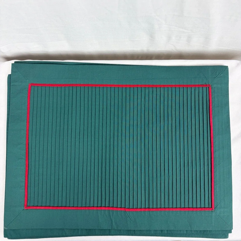 Set of 6 Forest Green Pleated Cotton Placemats with‎ Red Embroidered Trim Trim